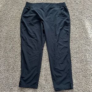 Eddie Bauer Women's Black Ankle Pants